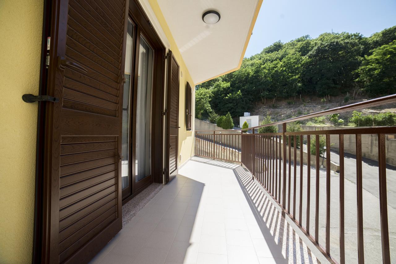 Sikania Casa Diamond Messina Bagian luar foto