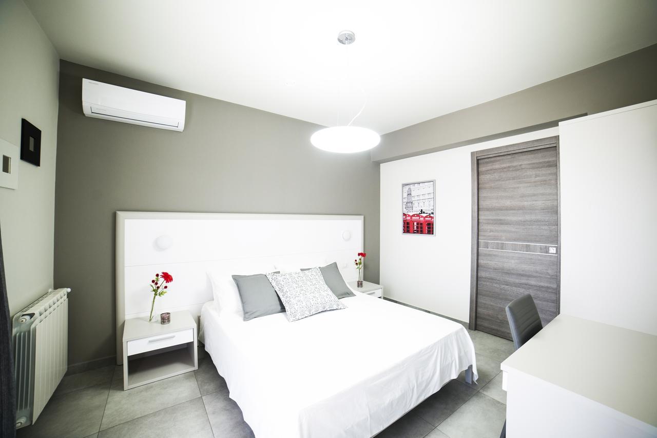 Sikania Casa Diamond Messina Bagian luar foto