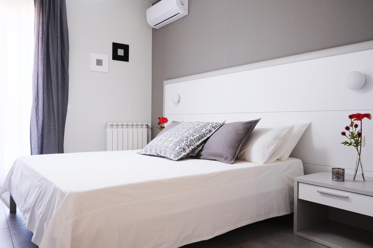 Sikania Casa Diamond Messina Bagian luar foto
